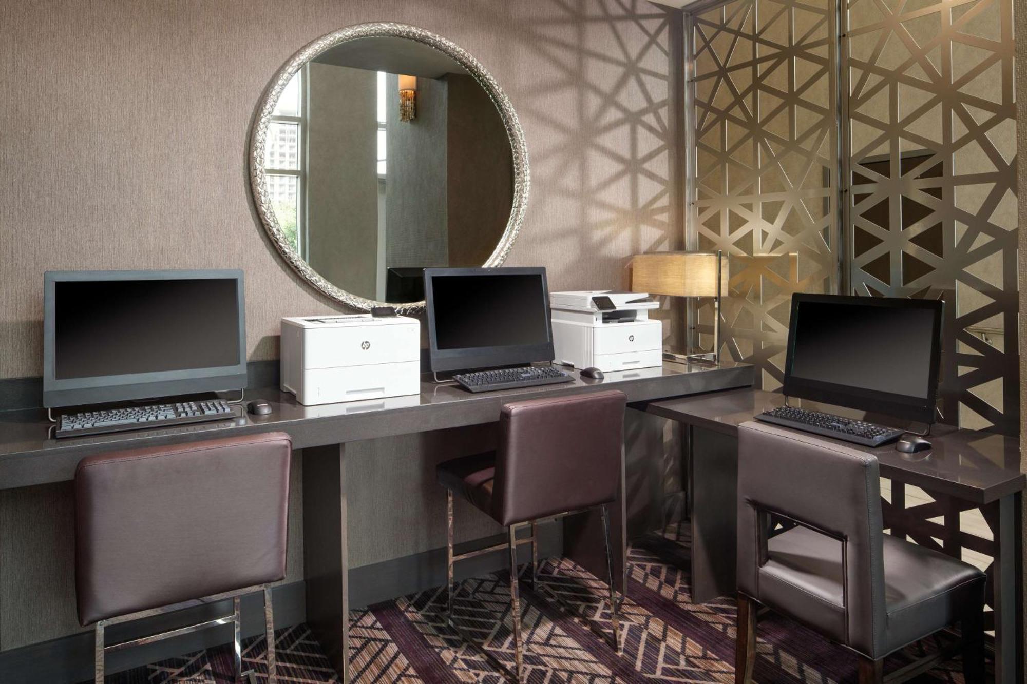 Embassy Suites By Hilton Charlotte Uptown Eksteriør billede