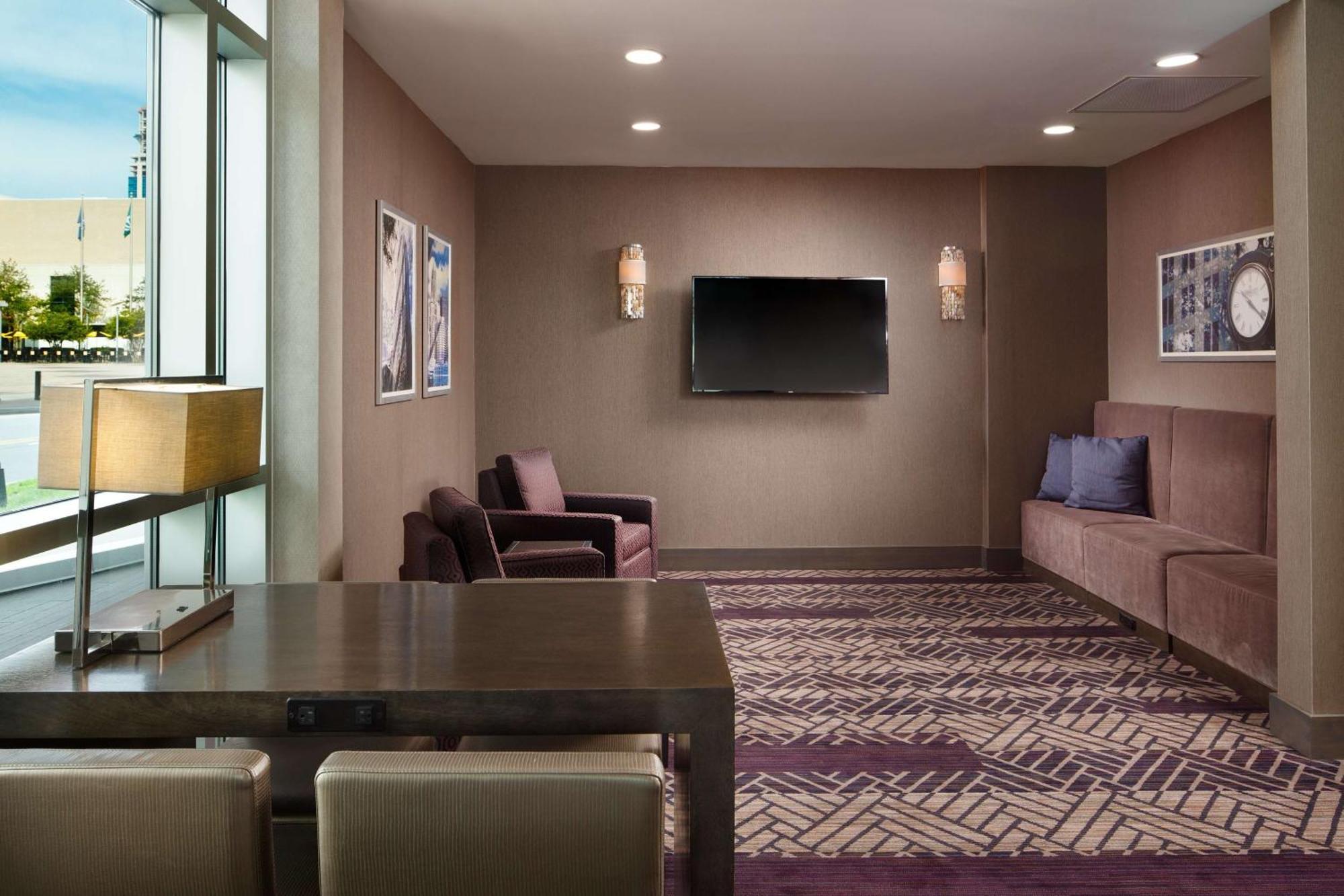 Embassy Suites By Hilton Charlotte Uptown Eksteriør billede