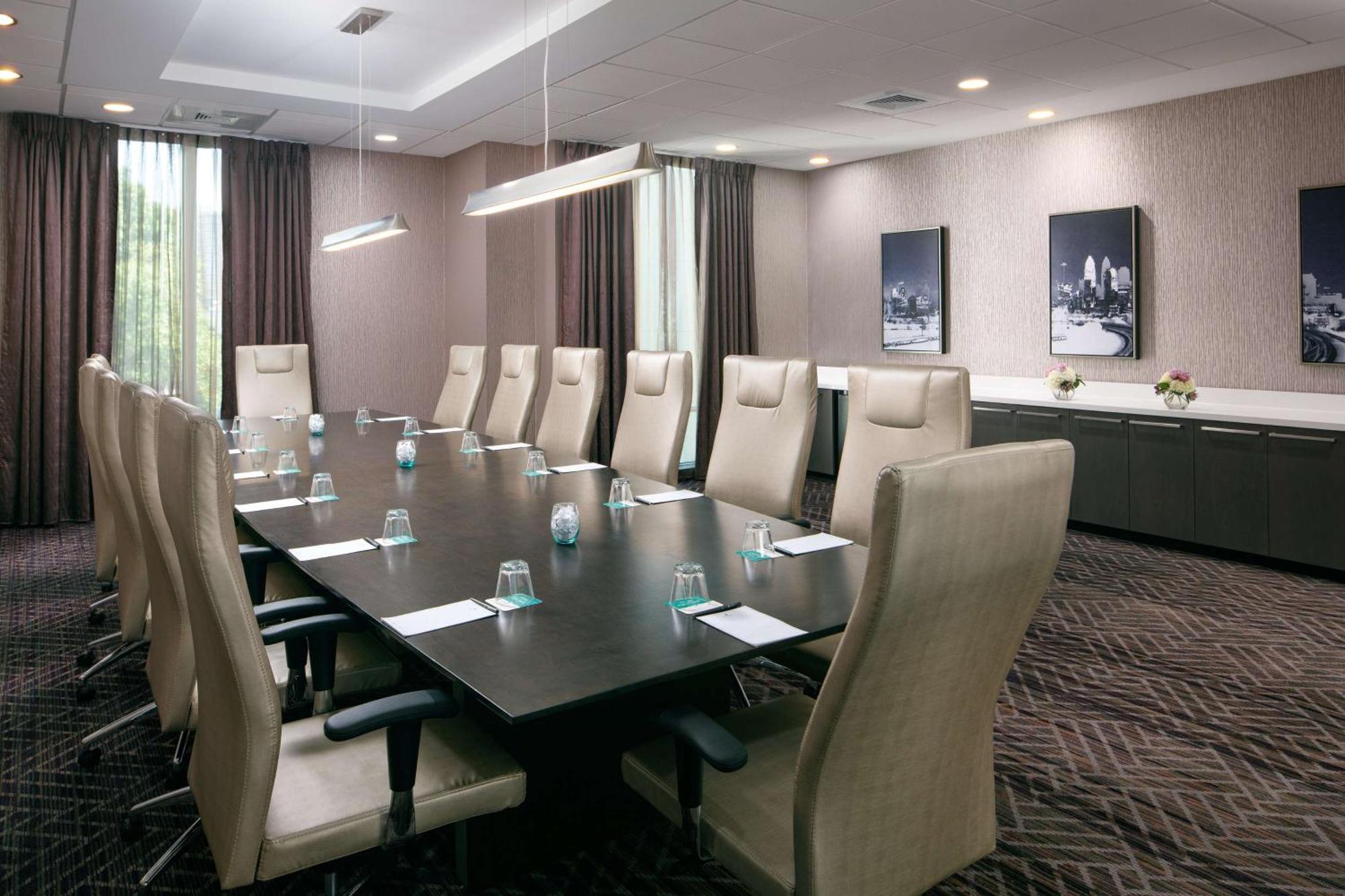 Embassy Suites By Hilton Charlotte Uptown Eksteriør billede