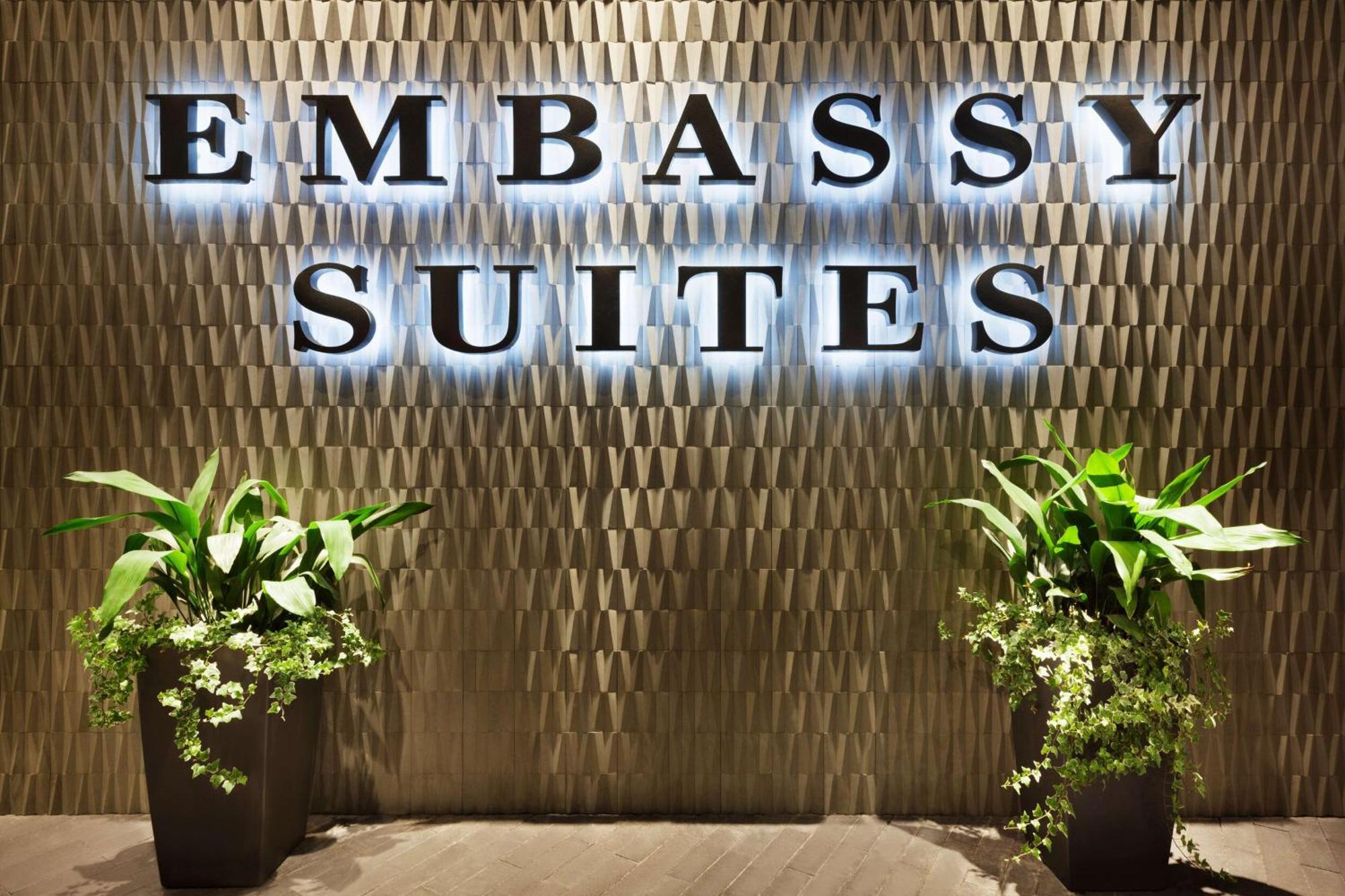 Embassy Suites By Hilton Charlotte Uptown Eksteriør billede