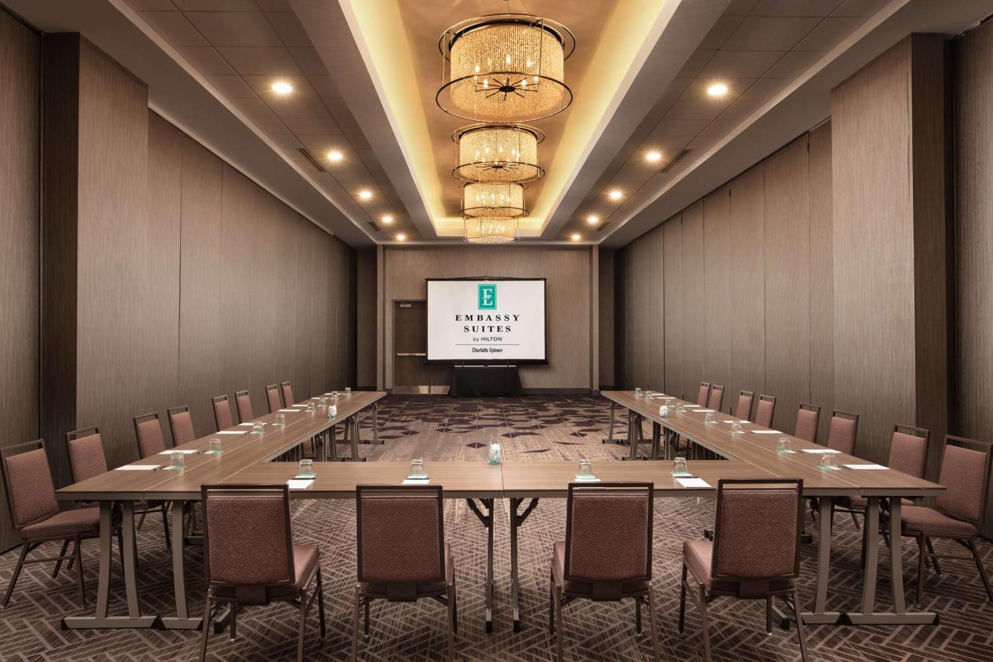 Embassy Suites By Hilton Charlotte Uptown Eksteriør billede