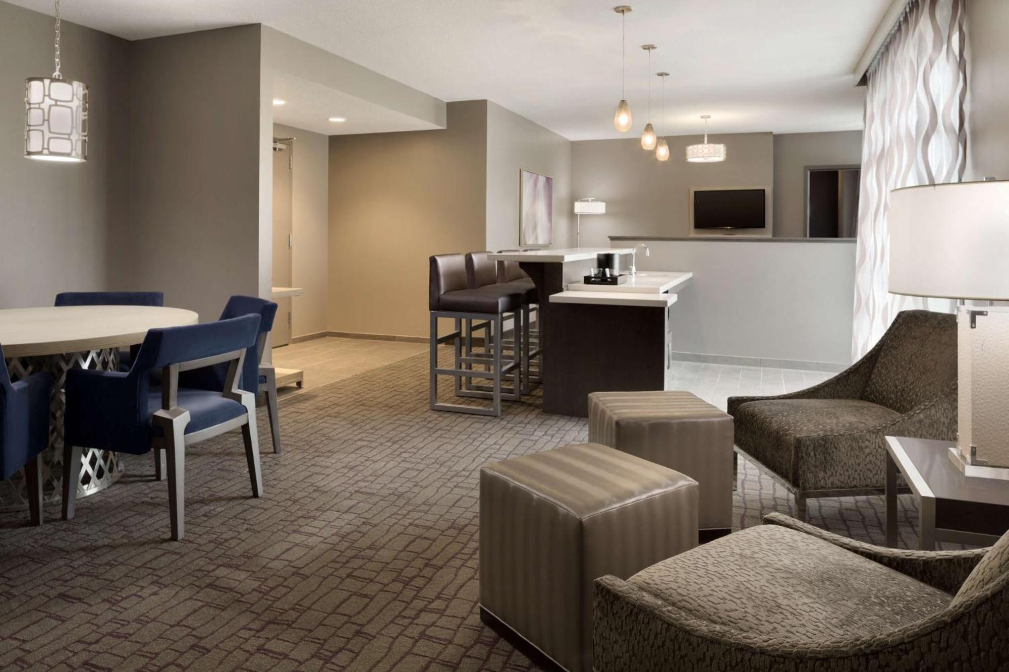 Embassy Suites By Hilton Charlotte Uptown Eksteriør billede