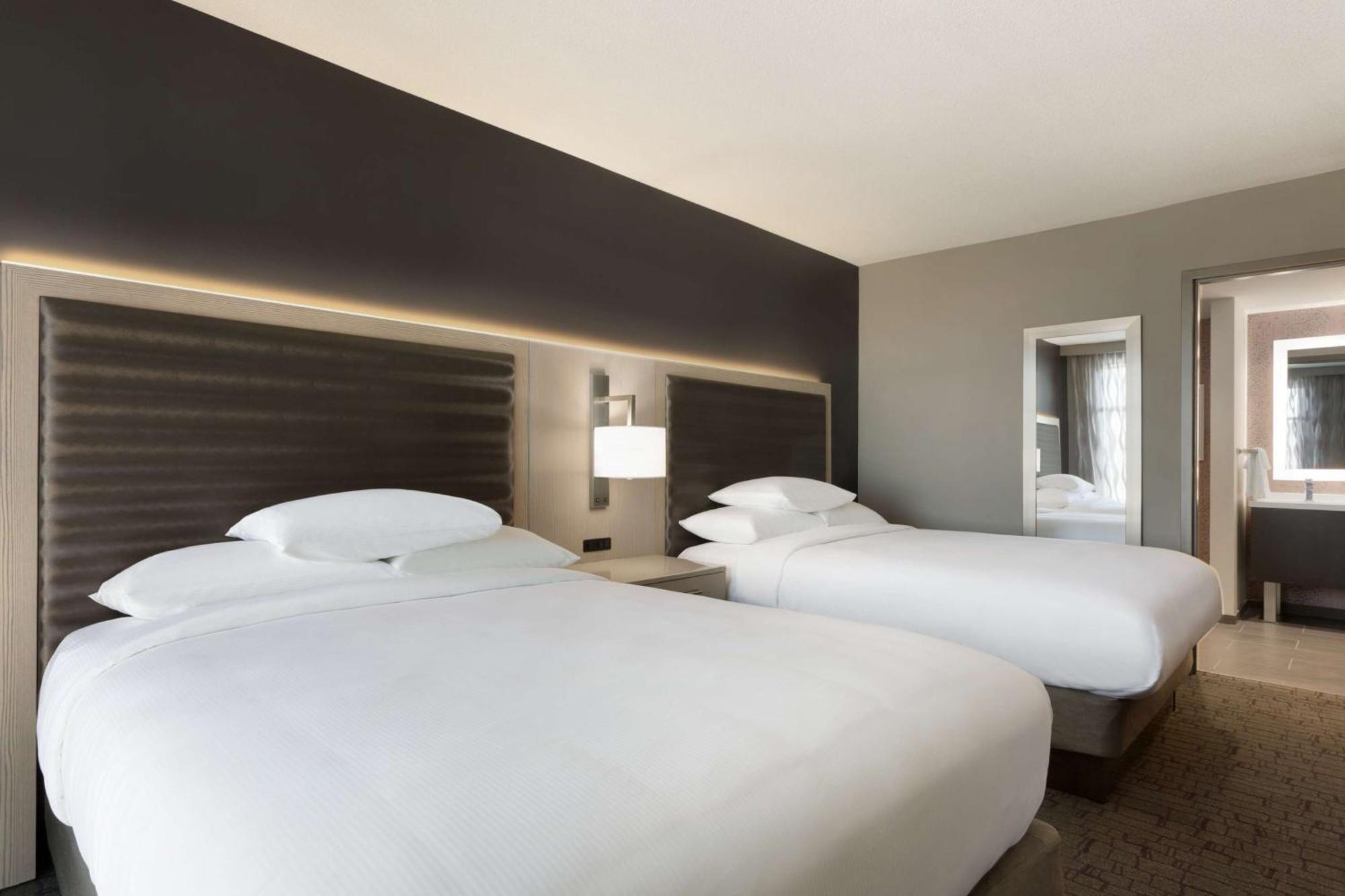 Embassy Suites By Hilton Charlotte Uptown Eksteriør billede