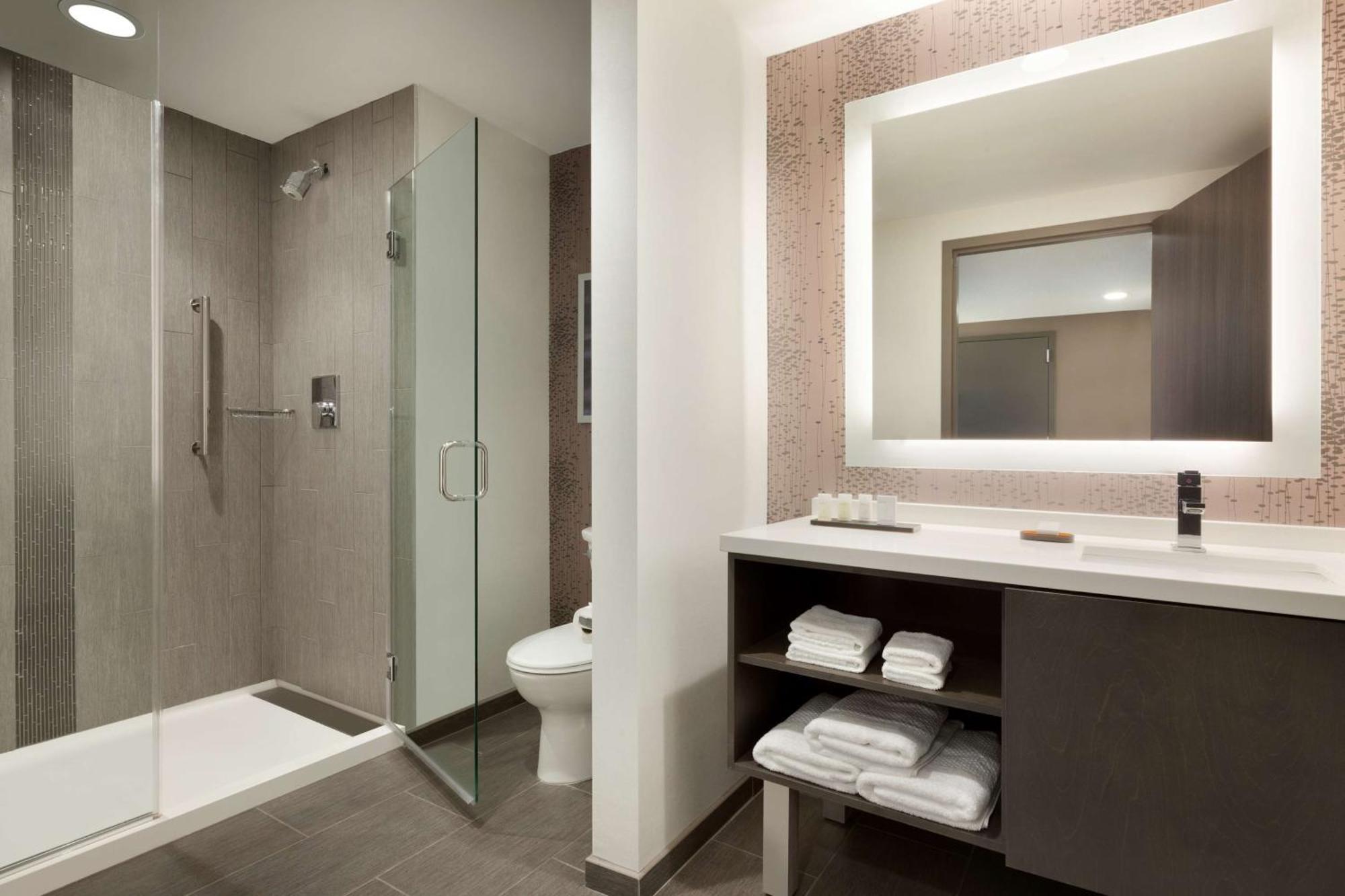 Embassy Suites By Hilton Charlotte Uptown Eksteriør billede
