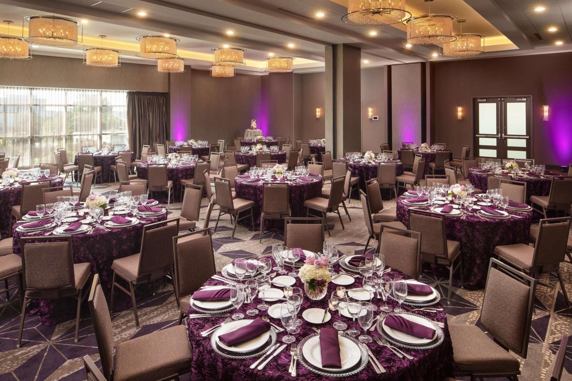 Embassy Suites By Hilton Charlotte Uptown Eksteriør billede