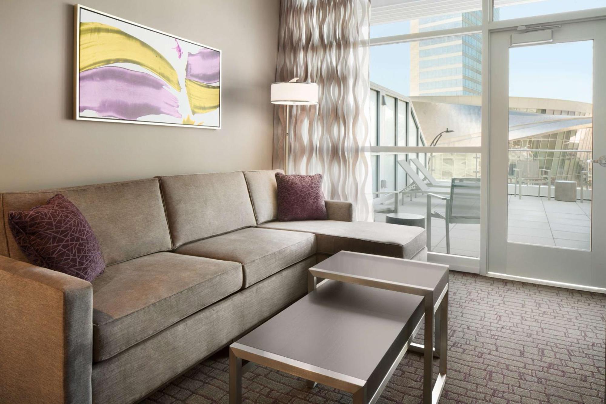 Embassy Suites By Hilton Charlotte Uptown Eksteriør billede